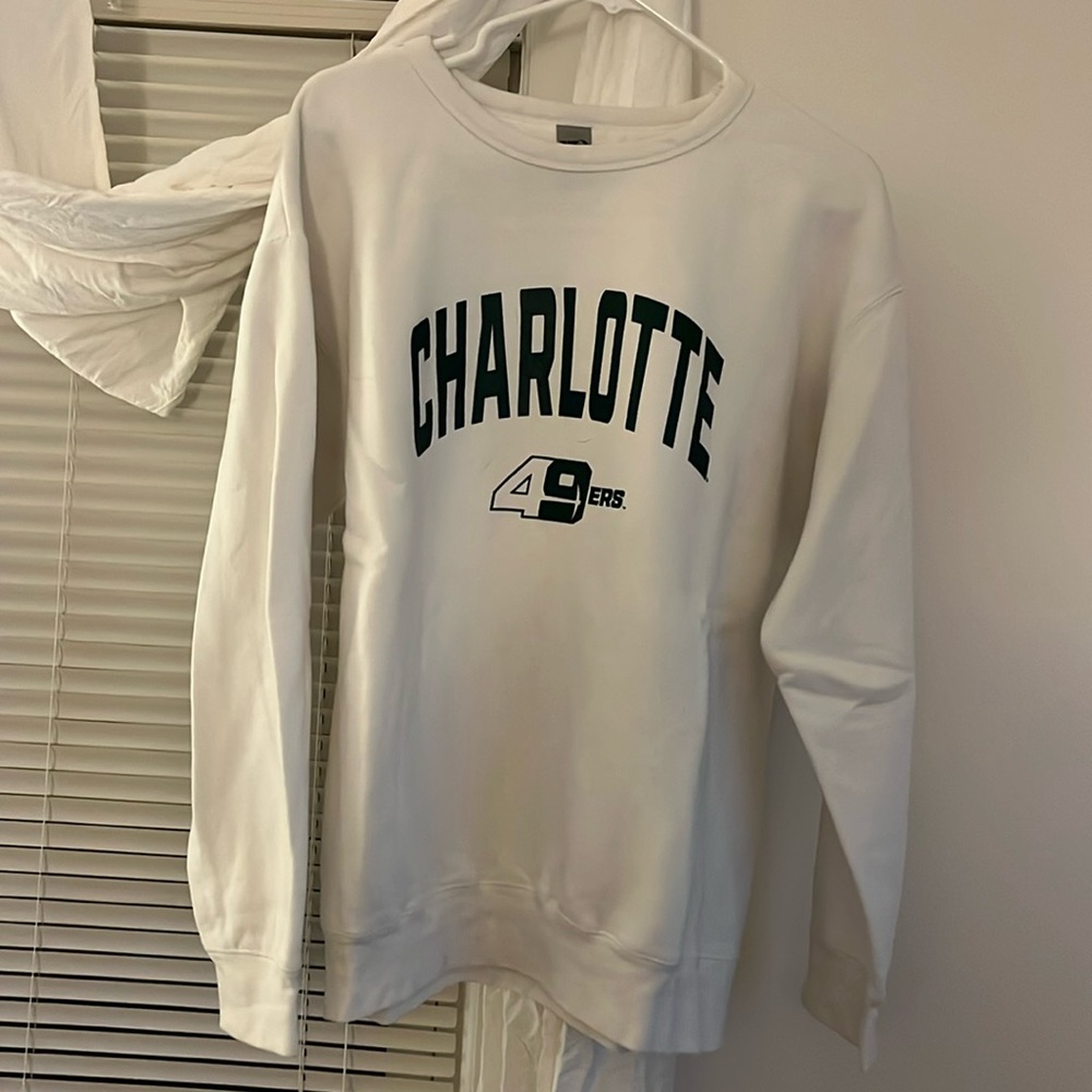 UNC Charlotte 49ers crewneck